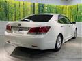2013 Toyota Crown Hybrid