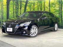 2014 Toyota Crown Hybrid