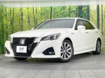 2015 Toyota Crown Hybrid