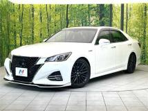 2017 Toyota Crown Hybrid