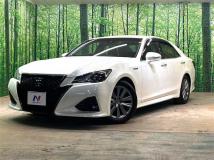 2017 Toyota Crown Hybrid