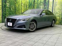 2019 Toyota Crown Hybrid