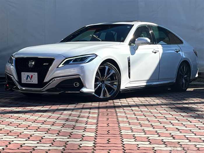 2021 Toyota Crown Hybrid