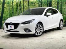 2014 Mazda Axela Sport