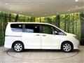 2011 Nissan Serena