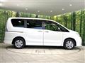 2011 Nissan Serena