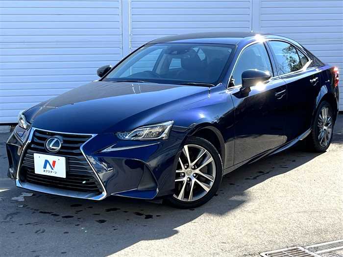 2017 Lexus IS