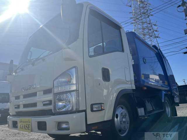 2013 Isuzu Isuzu Others