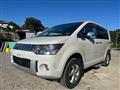 2008 Mitsubishi Delica D5