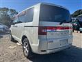 2008 Mitsubishi Delica D5