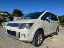 2008 Mitsubishi Delica D5