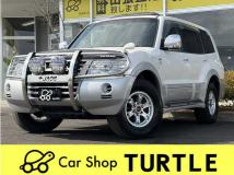 2003 Mitsubishi Pajero