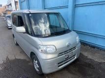 2010 Daihatsu Tanto