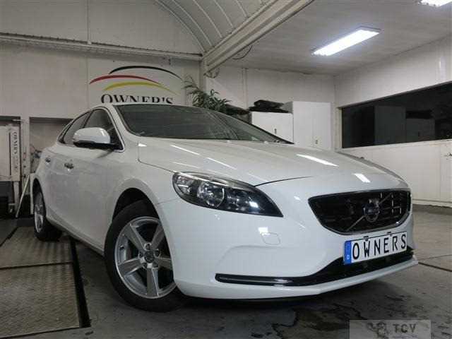 2014 Volvo V40