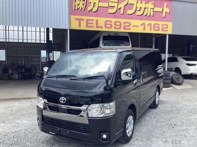 2022 Toyota Hiace Van
