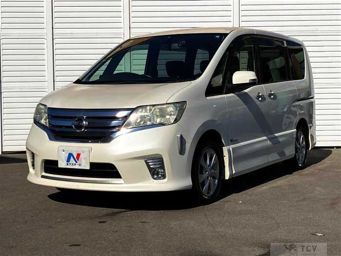 2013 Nissan Serena
