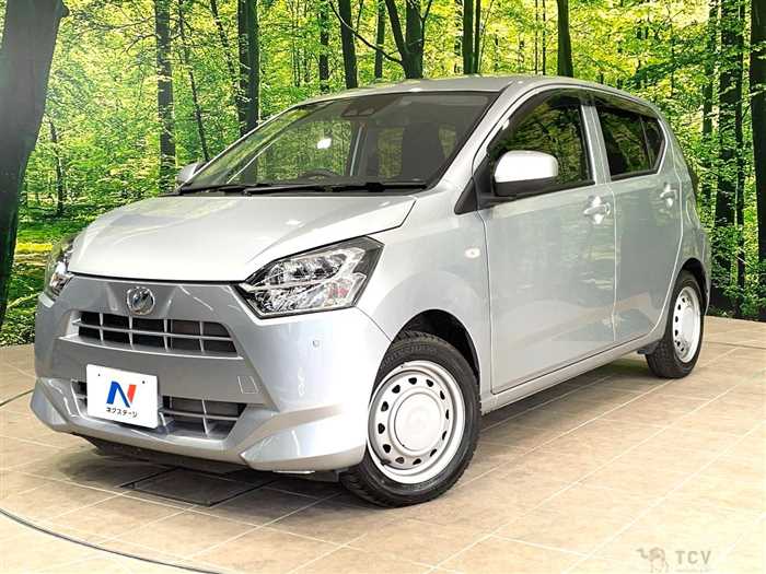 2019 Daihatsu Mira Es