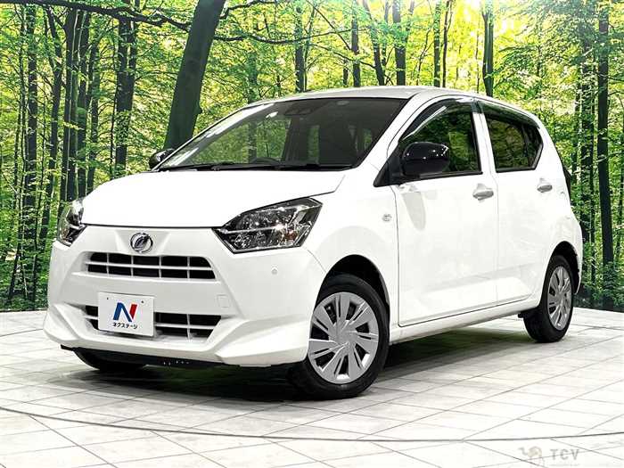 2020 Daihatsu Mira Es