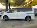 2006 Nissan Serena