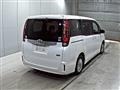 2016 Toyota Noah