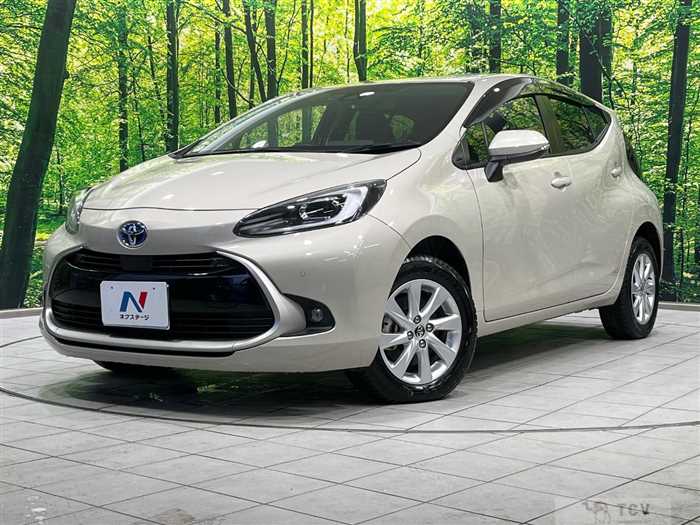 2024 Toyota AQUA