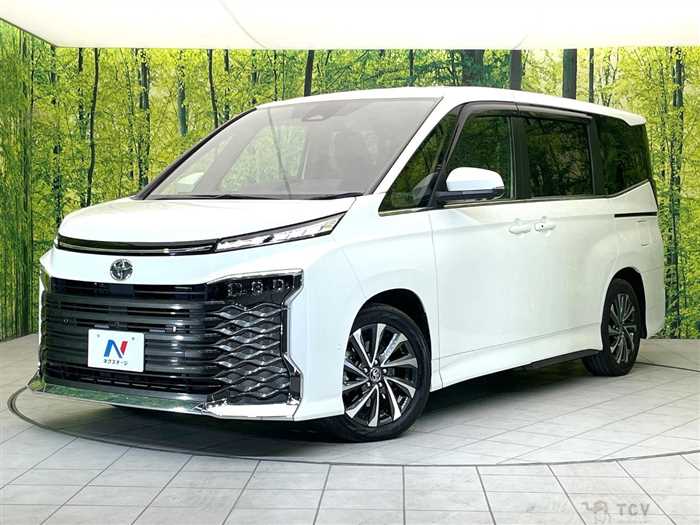 2022 Toyota Voxy