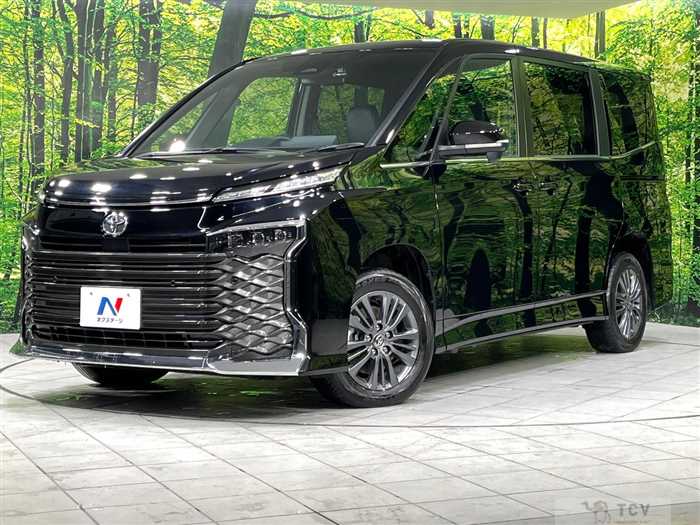 2025 Toyota Voxy