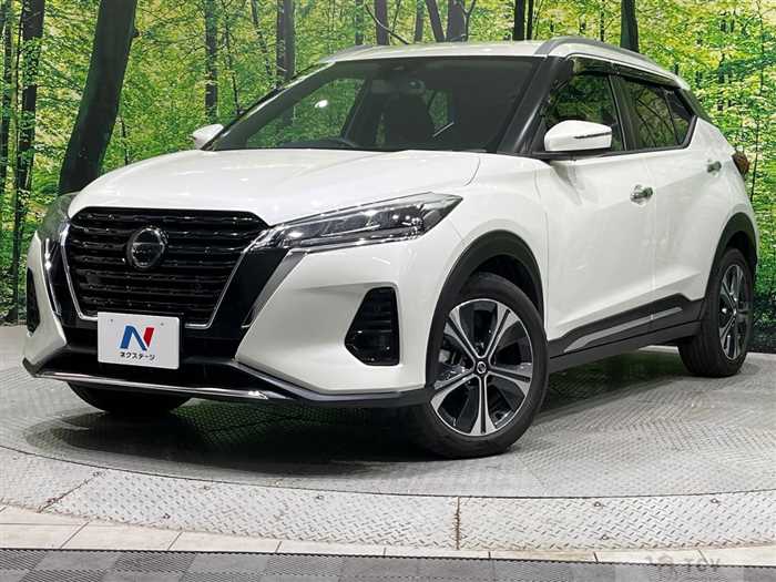 2022 Nissan KIX