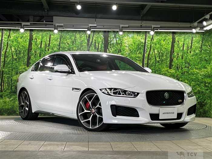 2017 Jaguar XE