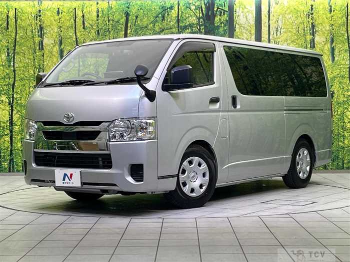 2022 Toyota Hiace Van