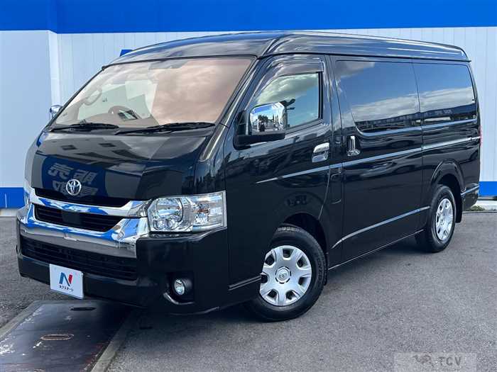 2020 Toyota Hiace Wagon