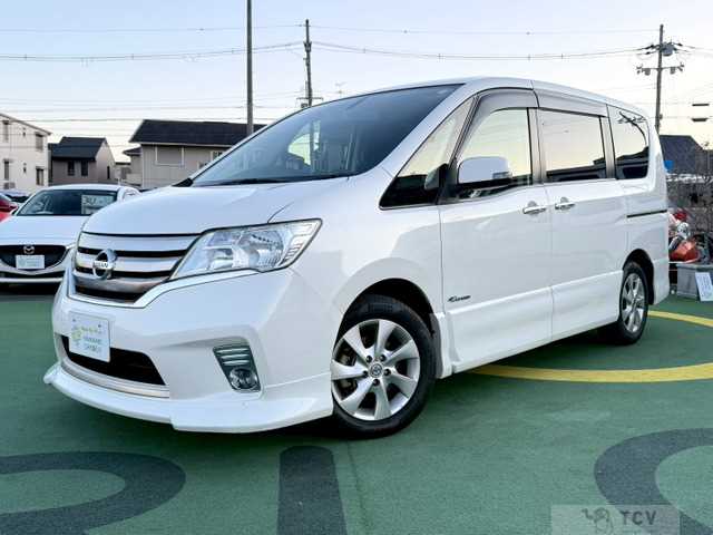 2013 Nissan Serena
