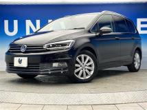 2017 Volkswagen Golf Touran