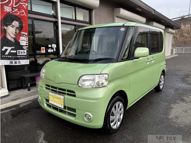 2012 Daihatsu Tanto