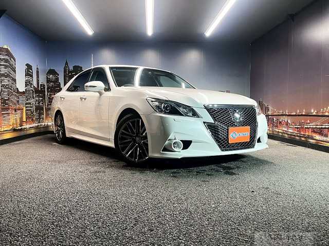2013 Toyota Crown Athlete Series