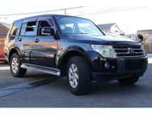 2009 Mitsubishi Pajero