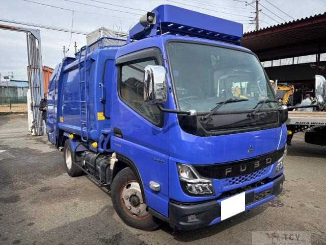 2021 Mitsubishi Canter