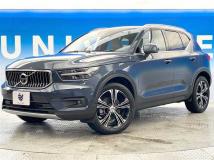 2022 Volvo XC40