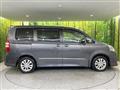 2011 Toyota Noah