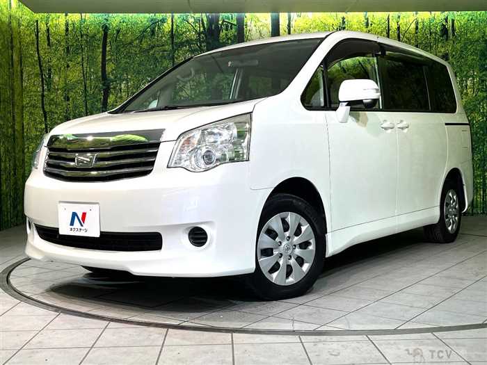2011 Toyota Noah