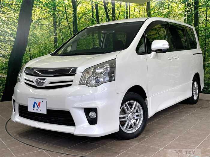 2012 Toyota Noah