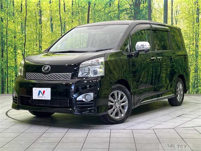 2013 Toyota Voxy