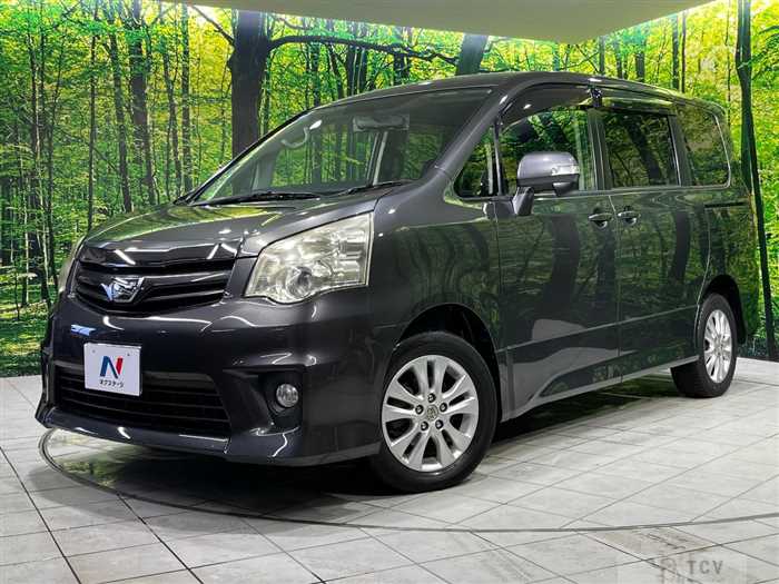 2012 Toyota Noah