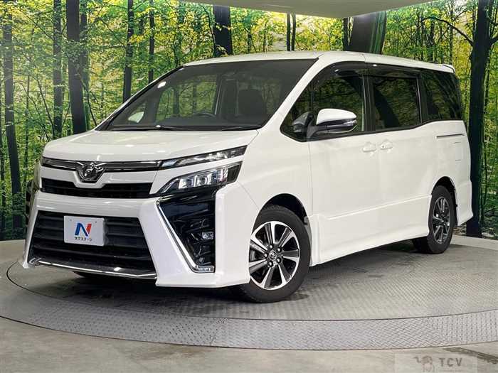 2017 Toyota Voxy