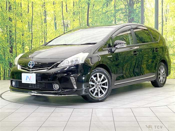 2013 Toyota PRIUS α