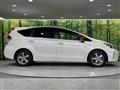 2017 Toyota PRIUS α