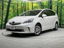 2013 Toyota PRIUS α