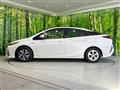 2019 Toyota Prius PHV