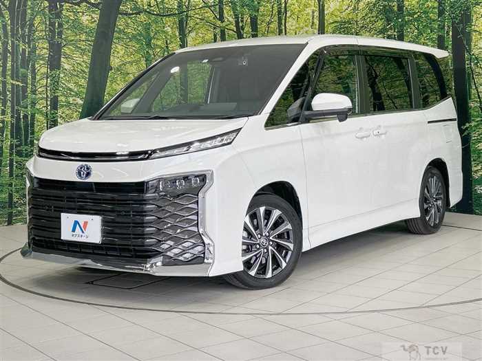 2023 Toyota Voxy