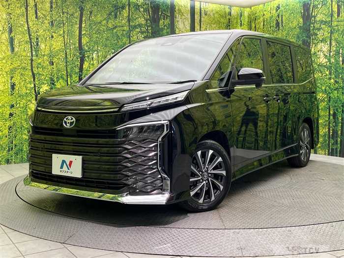 2023 Toyota Voxy